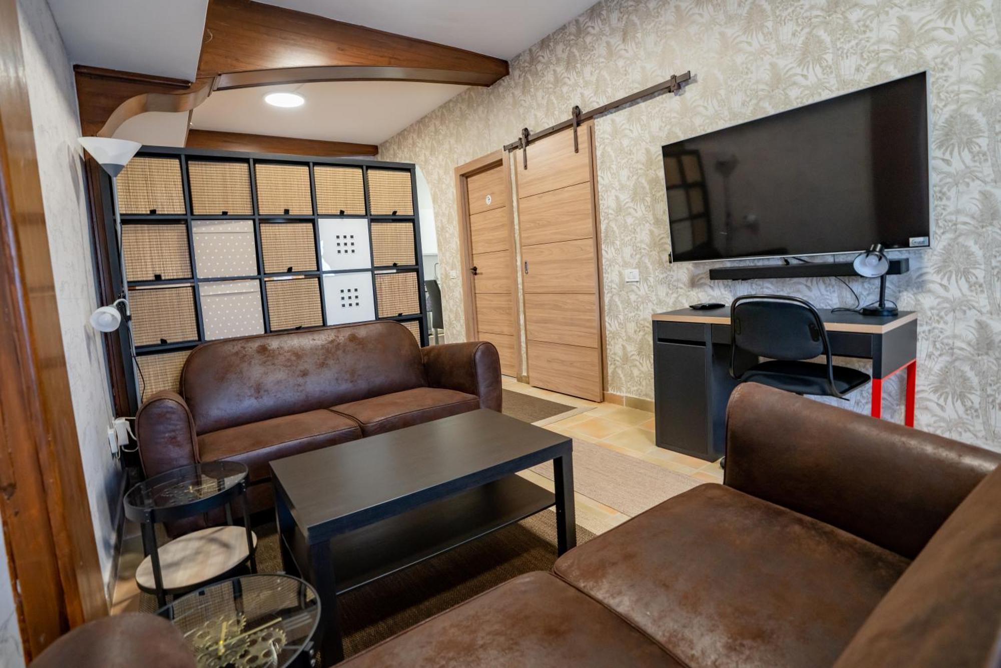 Casa Julio - Alcala Complete Coastal Retreat - Entire Apartment - 3 Min Walk From The Ocean - Shared Entrance With Host Ngoại thất bức ảnh