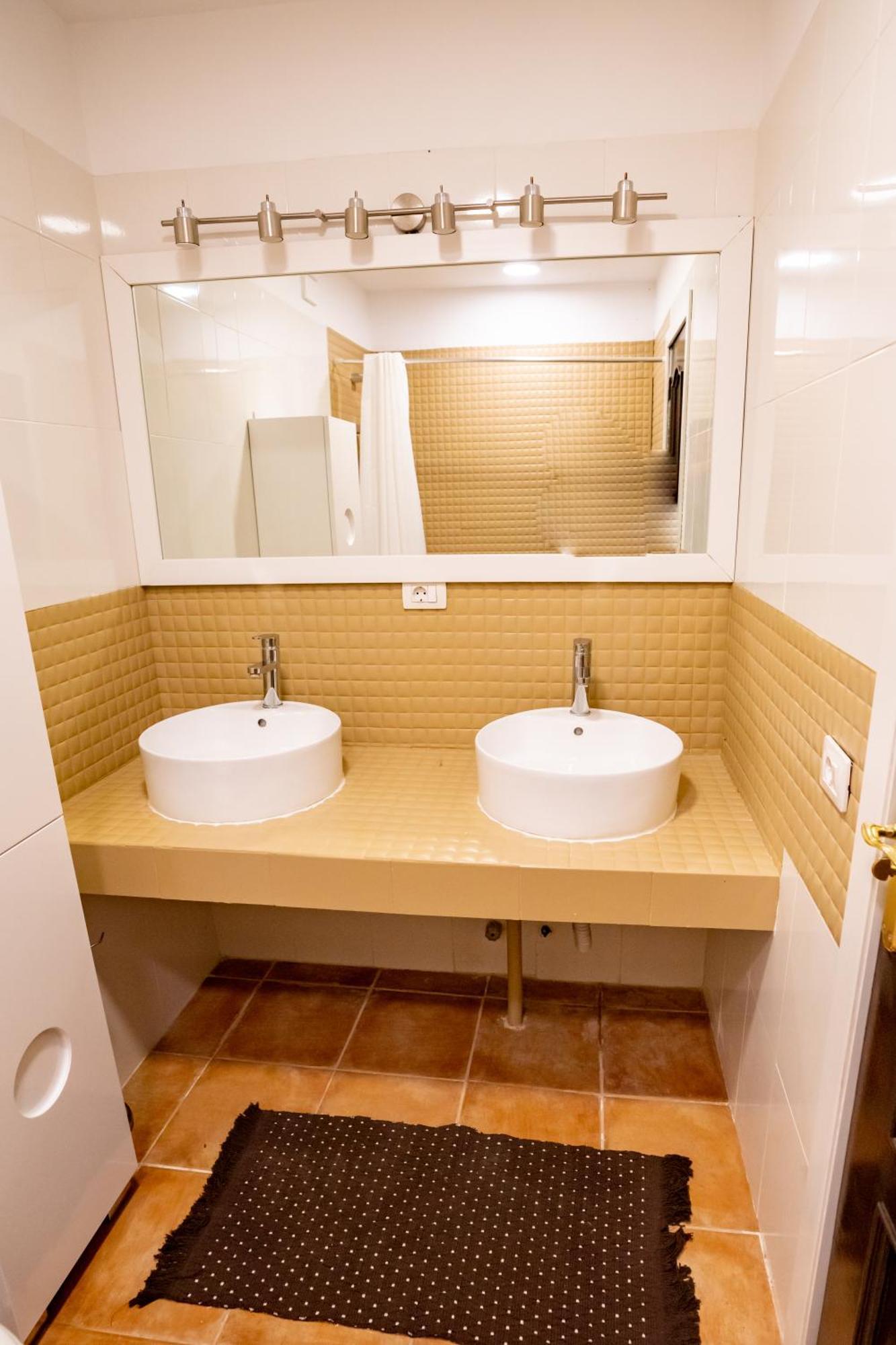 Casa Julio - Alcala Complete Coastal Retreat - Entire Apartment - 3 Min Walk From The Ocean - Shared Entrance With Host Ngoại thất bức ảnh
